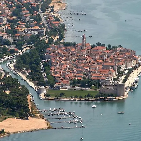 Life * Trogir