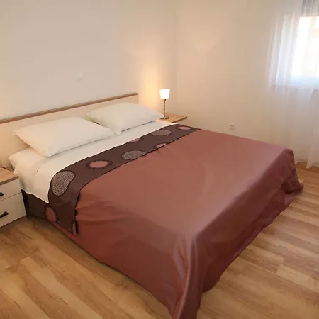 Life Apartment *